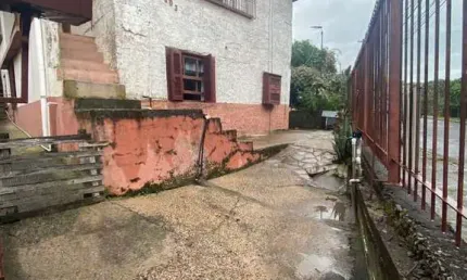 Terreno à venda no Pioneiro, Caxias do Sul  por R$ 450.000