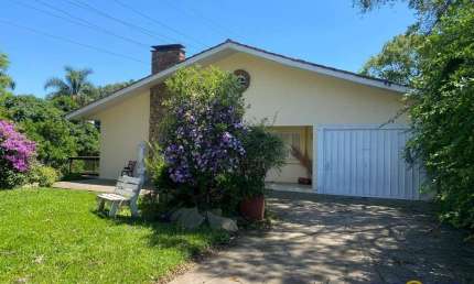 Casa com 4 quartos para alugar no São Luiz, Caxias do Sul  por R$ 7.000
