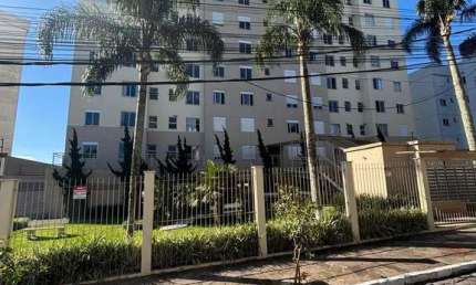 Apartamento com 2 quartos à venda na Morada dos Alpes, Caxias do Sul  por R$ 202.000