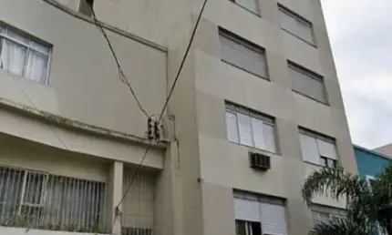 Apartamento com 2 quartos à venda no centro, caxias do sul  por r$ 220.000