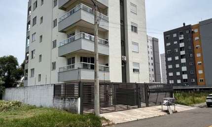 Apartamento com 3 quartos à venda na Vila Verde, Caxias do Sul  por R$ 480.000
