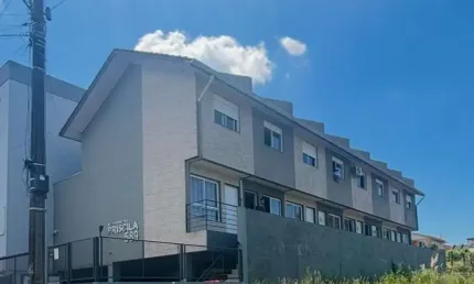 Casa em condomínio fechado com 2 quartos à venda no Desvio Rizzo, Caxias do Sul  por R$ 245.000