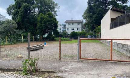 Terreno comercial para alugar no Petrópolis, Caxias do Sul  por R$ 1.300