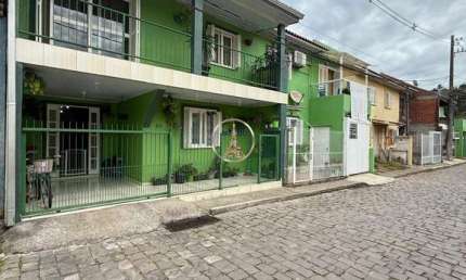 Casa em condomínio fechado com 3 quartos à venda no Esplanada, Caxias do Sul  por R$ 350.000