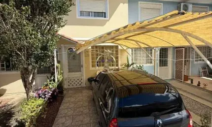Casa em condomínio fechado com 2 quartos à venda no Parque Oasis, Caxias do Sul  por R$ 272.000