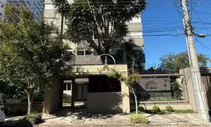Apartamento com 3 quartos à venda no Panazzolo, Caxias do Sul  por R$ 680.000