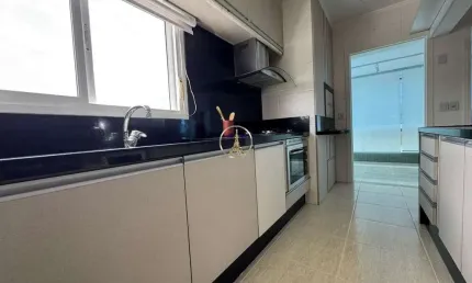 Apartamento com 3 quartos à venda no Centro, Capão da Canoa  por R$ 1.350.000