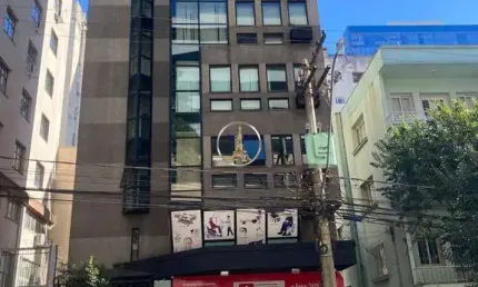 Sala comercial para alugar no Centro, Caxias do Sul  por R$ 1.100