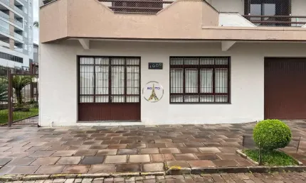 Ponto comercial para alugar no Cruzeiro, Caxias do Sul  por R$ 2.200