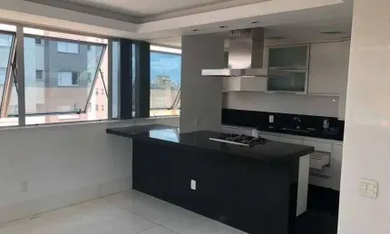 Cobertura com piscina para alugar no Santo Agostinho!