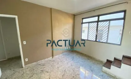 Cobertura com 3 Quartos e 2 banheiros para Alugar, 110 m² por R$ 2.800/Mês