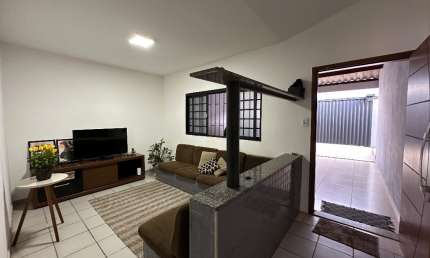 Casa a venda no Bairro Granada, com ótima localização