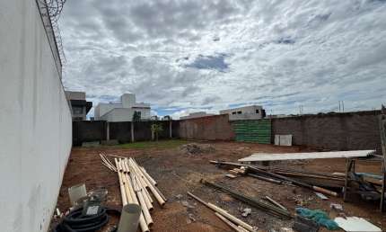 Terreno a venda na zona sul de Uberlândia, ao lado do Condomínio Splendido