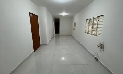 Apartamento à venda no Bairro Santa Mônica três quartos com planejados