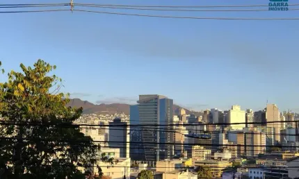 Casa com 3 quartos à venda na Rua Araxá, --, Colégio Batista, Belo Horizonte por R$ 1.300.000