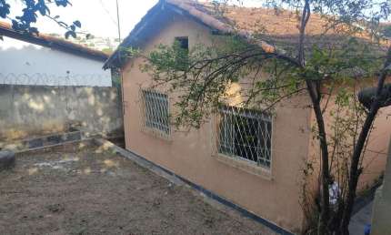 Casa com 4 quartos à venda na Araçatuba, --, São Benedito, Santa Luzia por R$ 420.000