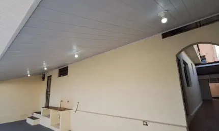 Casa comercial com 2 salas para alugar na dos Bem-te-vis, --, Planalto, Belo Horizonte por R$ 2.700