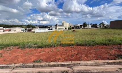 Terreno a venda no Golden Ville em Itapetininga com 360 metros
