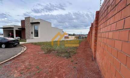 Terreno a venda no Residencial Golden Ville em Itapetininga