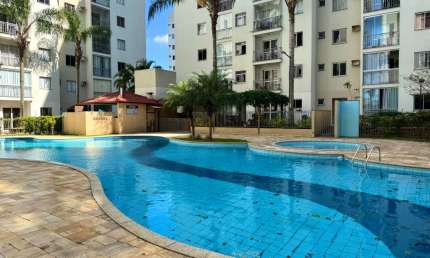 Apartamento Reformado, Sol da Manhã, com Planejados em Colina de Laranjeiras