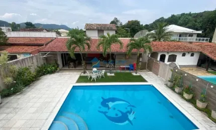 Casa à venda no condomínio fazenda passaredo - jacarepaguá, com 5 quartos por r$1.950.000,00