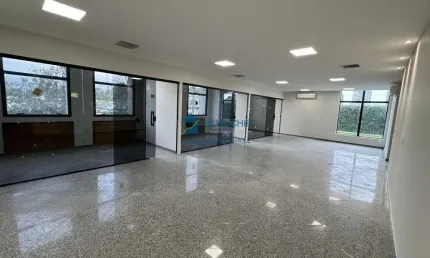 Sala à venda no edifício barra trade - barra da tijuca, com 134 m² por r$900.000,00
