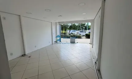 Loja para Locação no Shopping Novo Leblon - Barra da Tijuca com 30m² + 15m²(jirau) por R$4.600,00