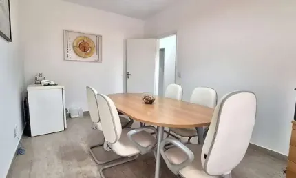 Casa venda e compra no bairro Caxambu em Jundiaí-SP.