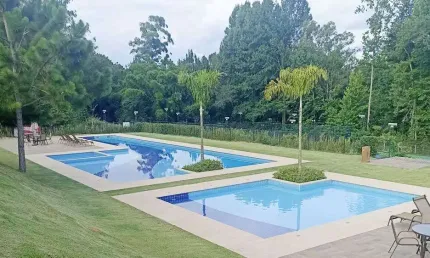 Terreno de 1000 m² em Jundiaí no condomínio Terra Caxambu em meio à natureza