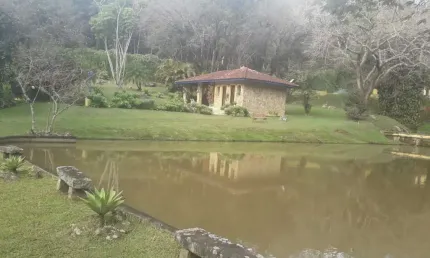 Chácara / sítio com 3 quartos à venda na Rua Luiz Carlos Lopez Crizol, Santa Clara, Jundiaí