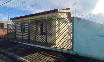 Casa com 2 quartos à venda na Rua Hermógenes Bisquolo, 256, Jardim Pacaembu, Jundiaí