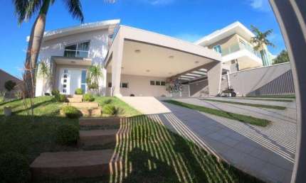 EXCELENTE CASA TÉRREA COM 04 SUÍTES À VENDA - CAXAMBU - JUNDIAÍ/SP
