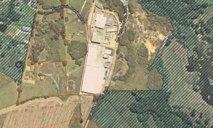 AREA INDUSTRIAL PROXIMO A AUDI EM SAO JOSE DOS PINHAIS