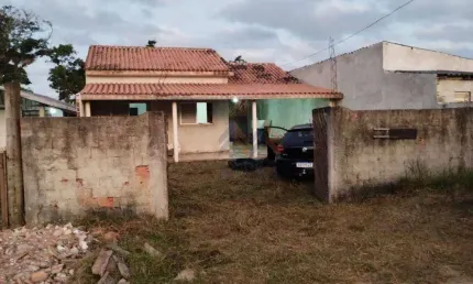 Casa com 2 quartos à venda no Centro, Matinhos 