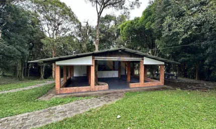 Chácara / sítio com 3 quartos à venda na Colônia Malhada, São José dos Pinhais , 1000 m2 por R$ 4.741.360