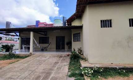Casa com 4 quartos à venda no Candelária, Natal 