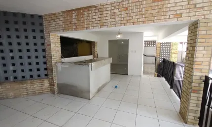 Prédio Comercial em Ponta Negra - Escola/Escritório/Clínica