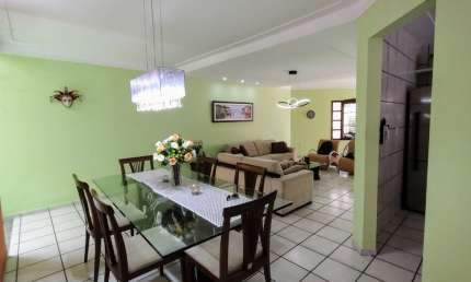 Casa com 4 quartos à venda na Av. Gunnar Vingren, Capim Macio, Natal