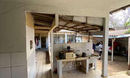 Casa com 5 quartos à venda no Centro, Sobradinho 