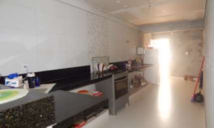 A DPRADOS Imóveis apresenta sua casa, com reforma moderna e aconchegante.