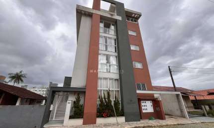 Apartamento com 2 quartos para alugar no Czerniewicz, Jaraguá do Sul 