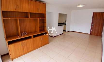 Apartamento com 3 quartos para alugar no Czerniewicz, Jaraguá do Sul 