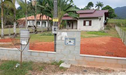 Casa com 3 quartos para alugar na Área Rural de Jaraguá do Sul, Jaraguá do Sul 
