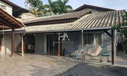 Casa com 2 quartos para alugar no Ilha da Figueira, Jaraguá do Sul 