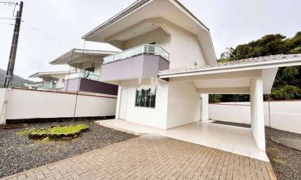 Casa com 2 quartos para alugar na Barra do Rio Cerro, Jaraguá do Sul 