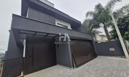 Casa com 3 quartos para alugar no Jaraguá Esquerdo, Jaraguá do Sul 