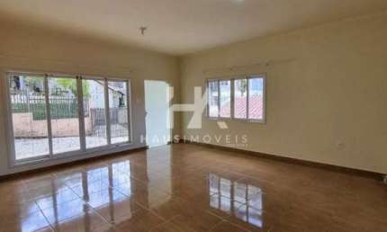 Casa com 3 quartos para alugar no Centro, Guaramirim 
