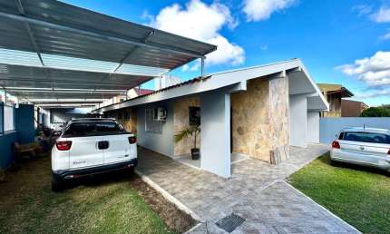 Casa à venda no bairro São Domingos - São José dos Pinhais/PR