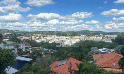 Sobrado com 4 dormitórios à venda, 440 m² por R$ 1.950.000,00 - Vista Alegre - Vinhedo/SP