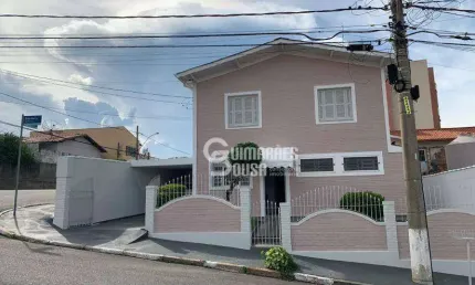 Casa com 3 dormitórios à venda, 110 m² por R$ 890.000,00 - Centro - Vinhedo/SP